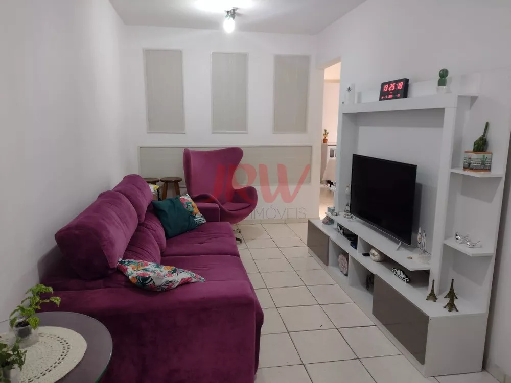 Casa à venda com 3 quartos, 90m² - Foto 2