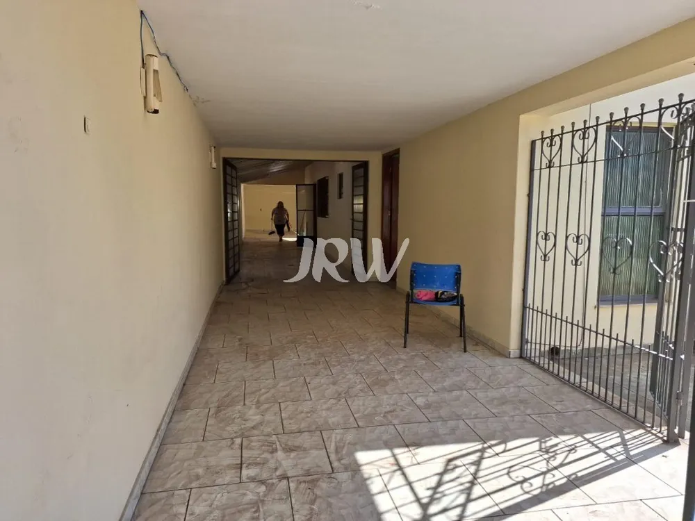 Casa, 4 quartos, 250 m² - Foto 2