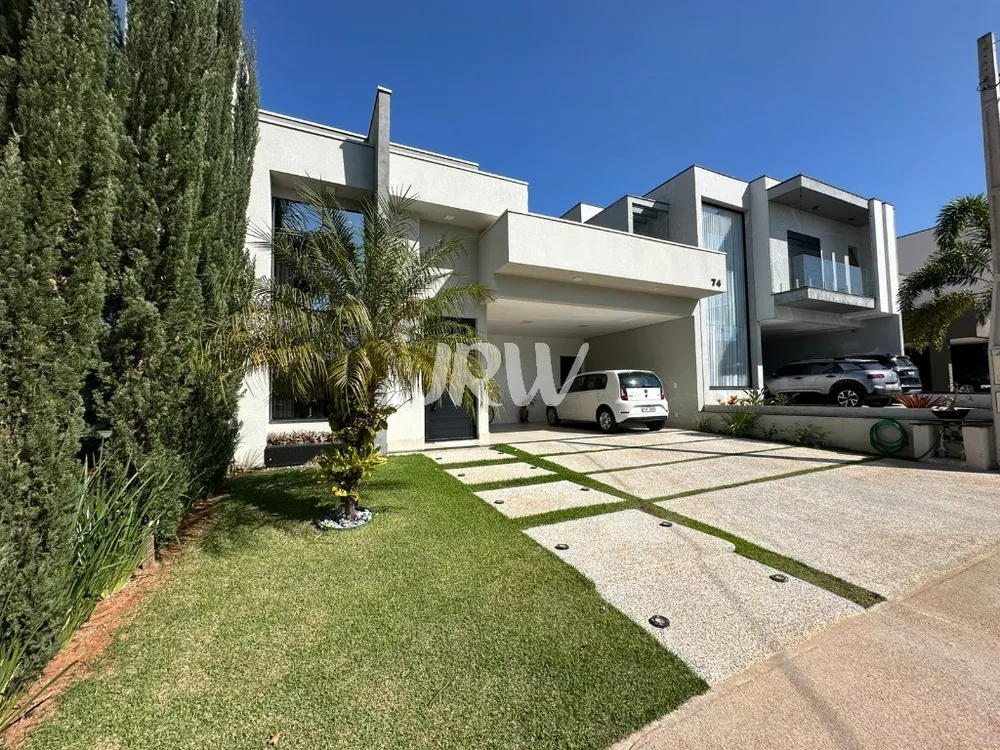 Casa, 3 quartos, 306 m² - Foto 1