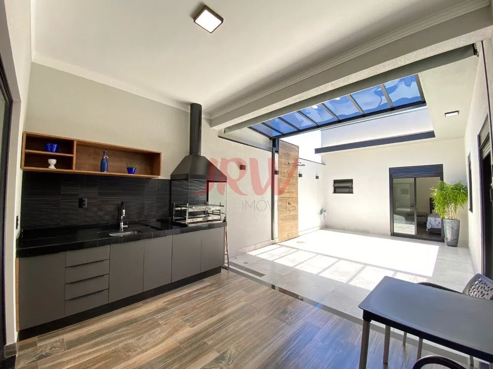 Casa à venda com 3 quartos, 211m² - Foto 15