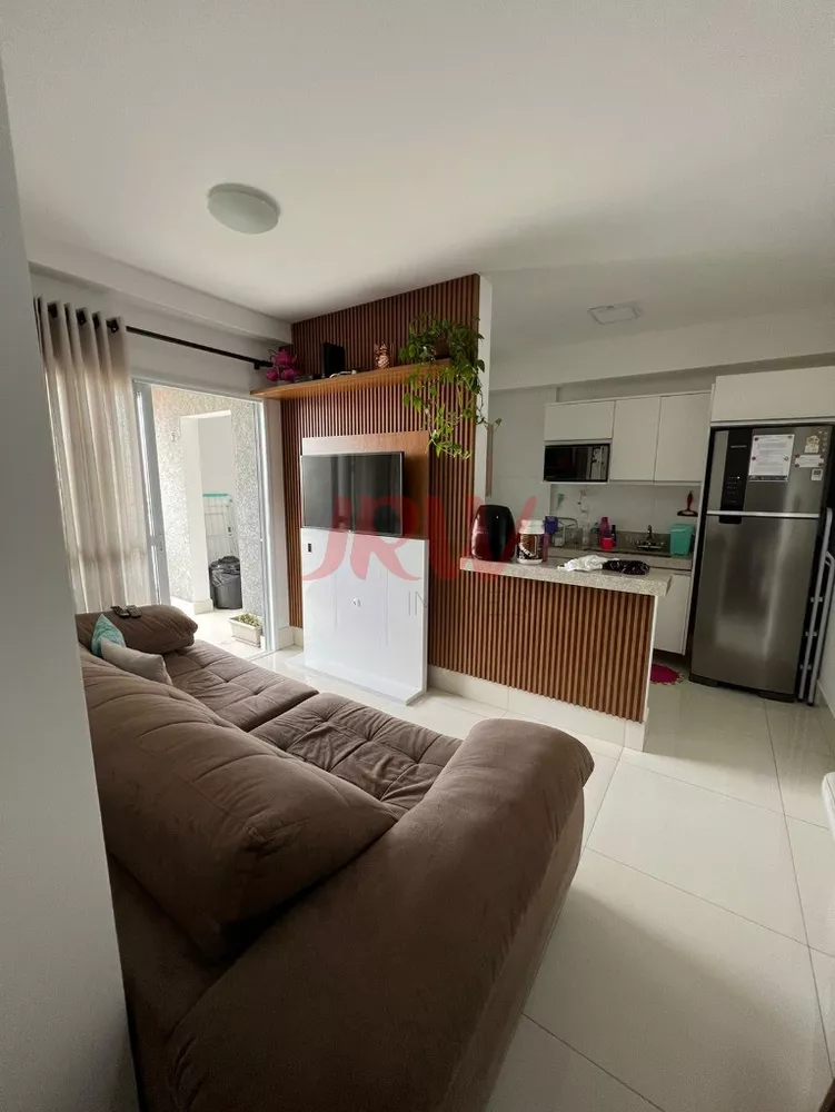 Apartamento à venda com 3 quartos, 85m² - Foto 2