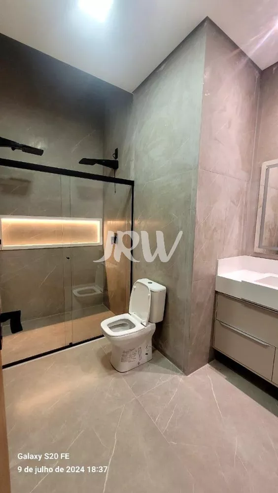 Casa, 3 quartos, 208 m² - Foto 1