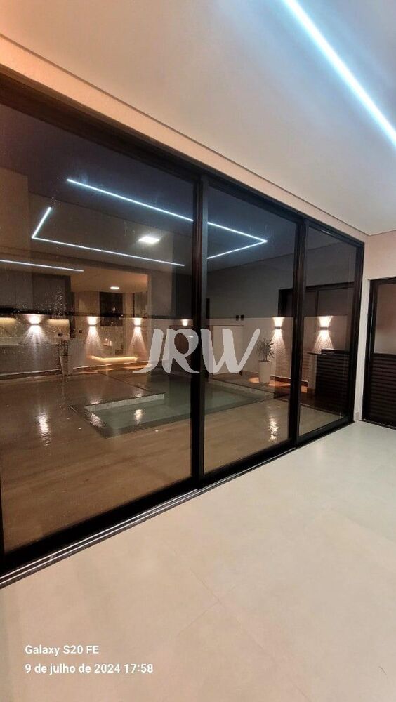 Casa, 3 quartos, 208 m² - Foto 33