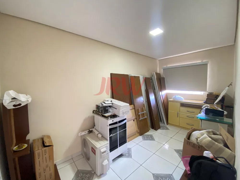 Casa à venda com 5 quartos, 150m² - Foto 4