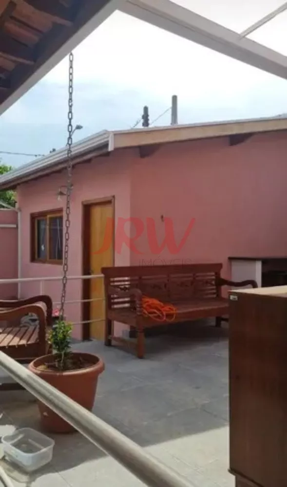 Casa à venda com 3 quartos, 140m² - Foto 4