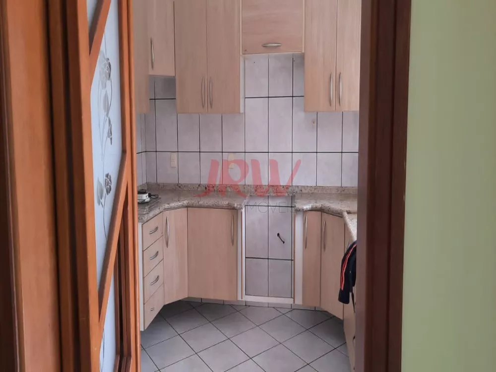 Casa à venda com 3 quartos, 280m² - Foto 16