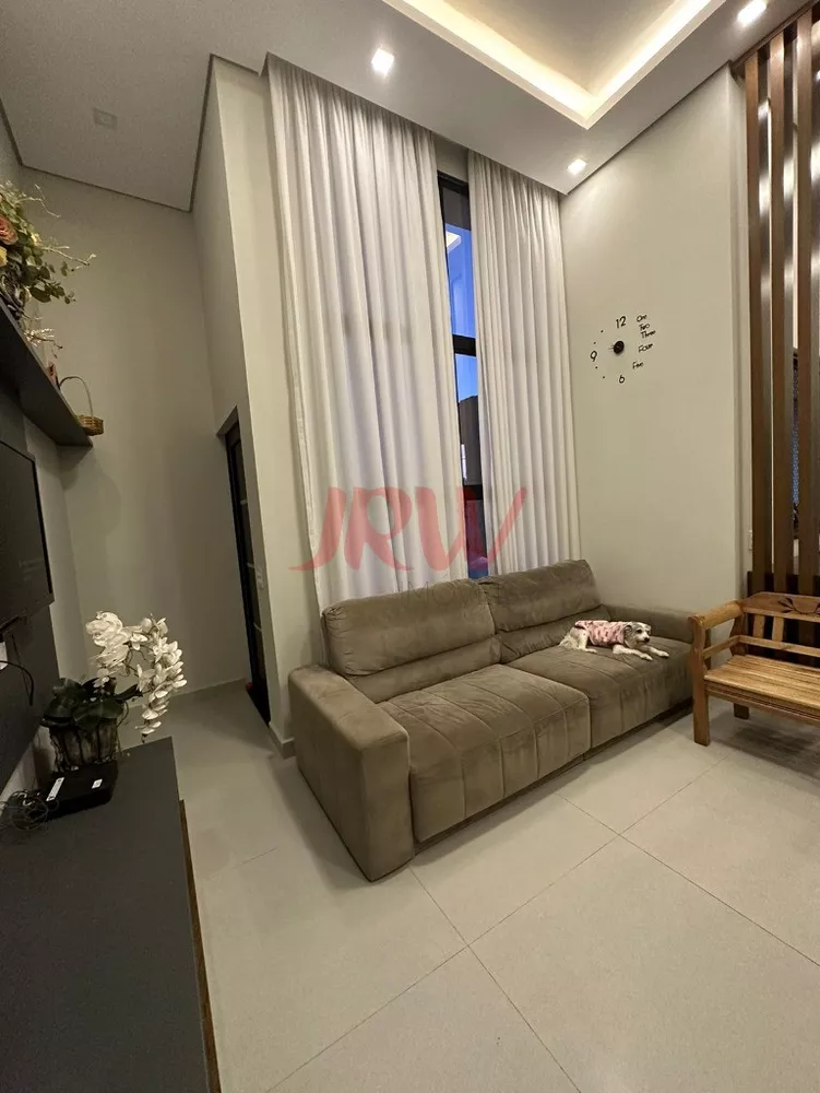 Casa à venda com 3 quartos, 110m² - Foto 3