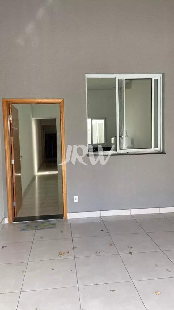 Casa à venda com 2 quartos, 75m² - Foto 2