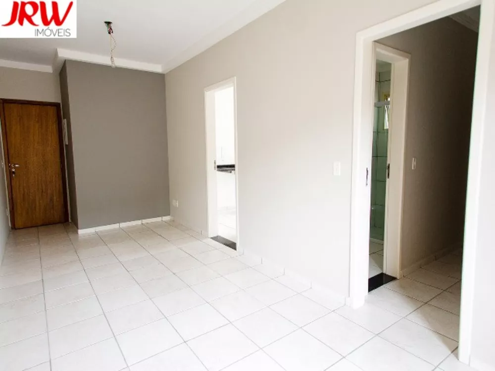 Apartamento à venda com 2 quartos, 71m² - Foto 3