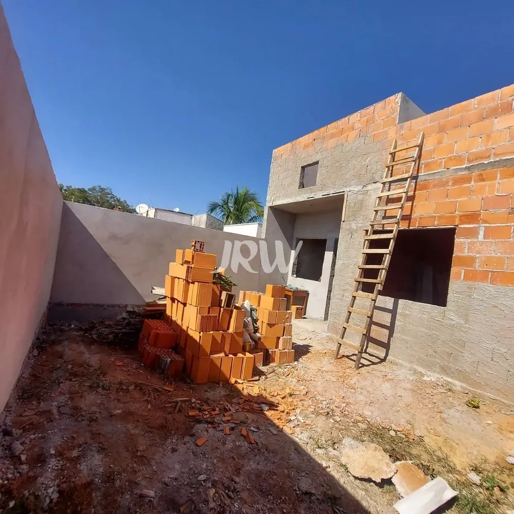 Casa à venda com 2 quartos, 150m² - Foto 3