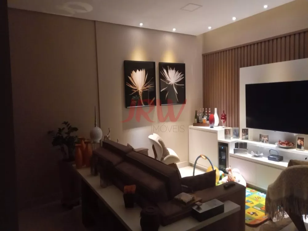 Apartamento à venda com 3 quartos, 104m² - Foto 1