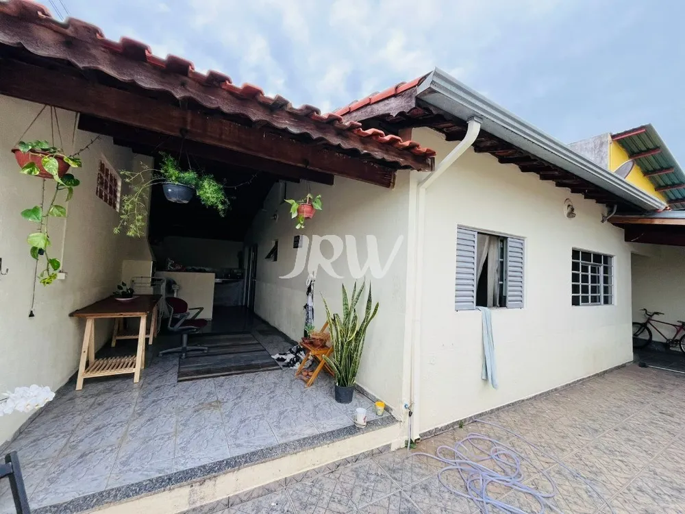 Casa, 3 quartos, 141 m² - Foto 1