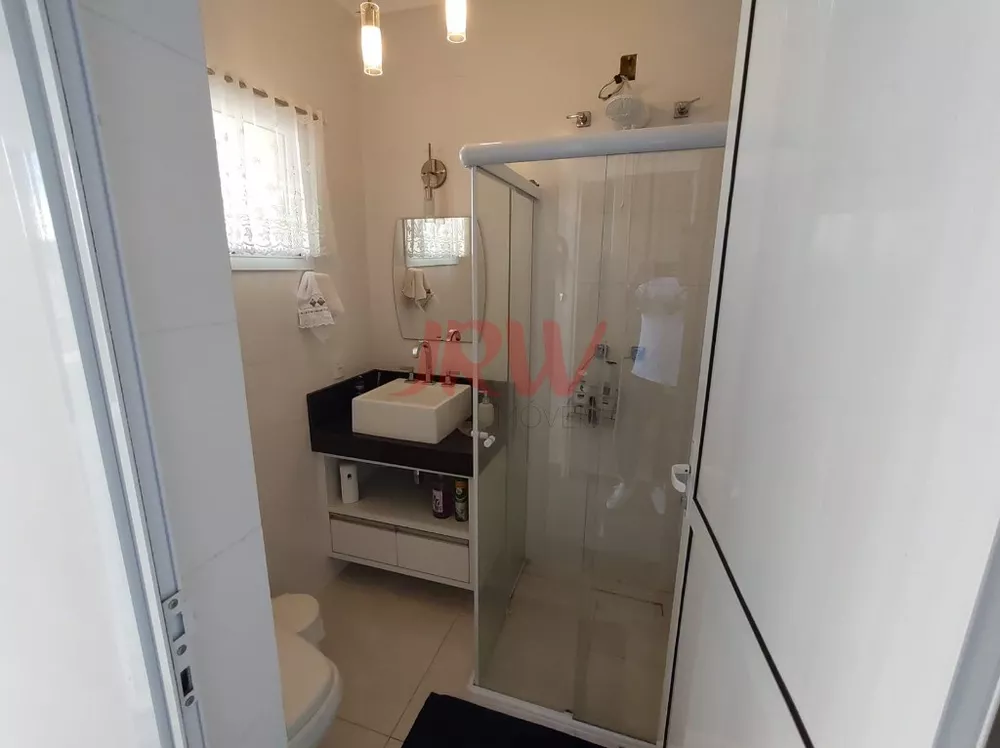 Casa à venda com 3 quartos, 300m² - Foto 22