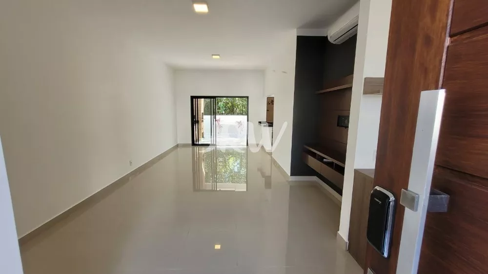 Casa à venda com 3 quartos, 161m² - Foto 2