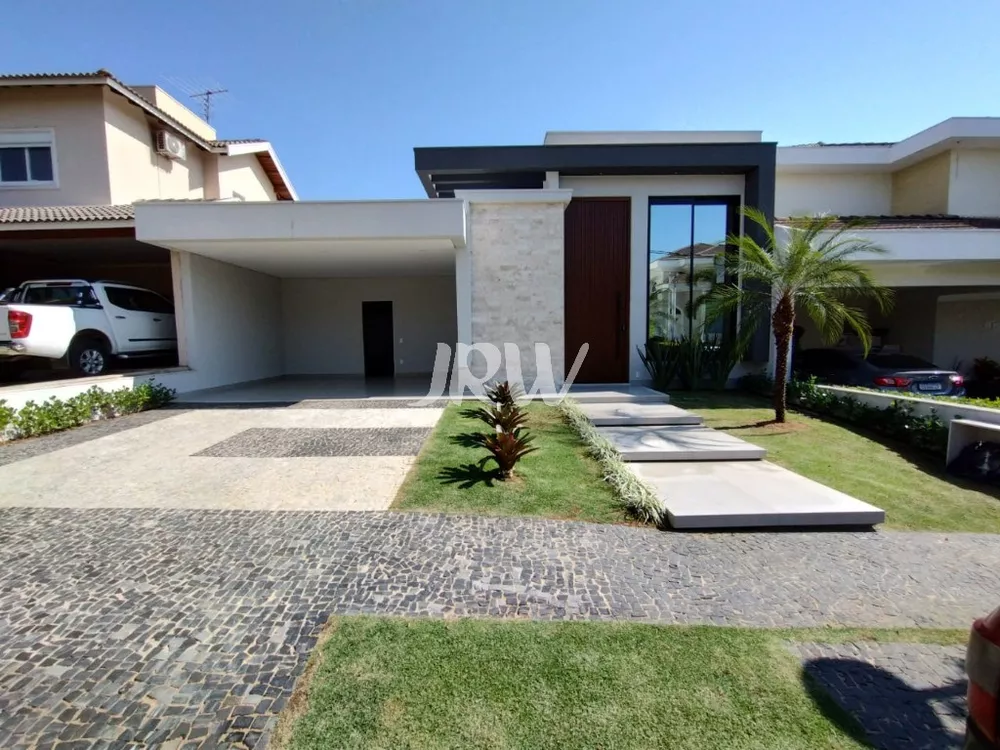 Casa à venda com 4 quartos, 230m² - Foto 2