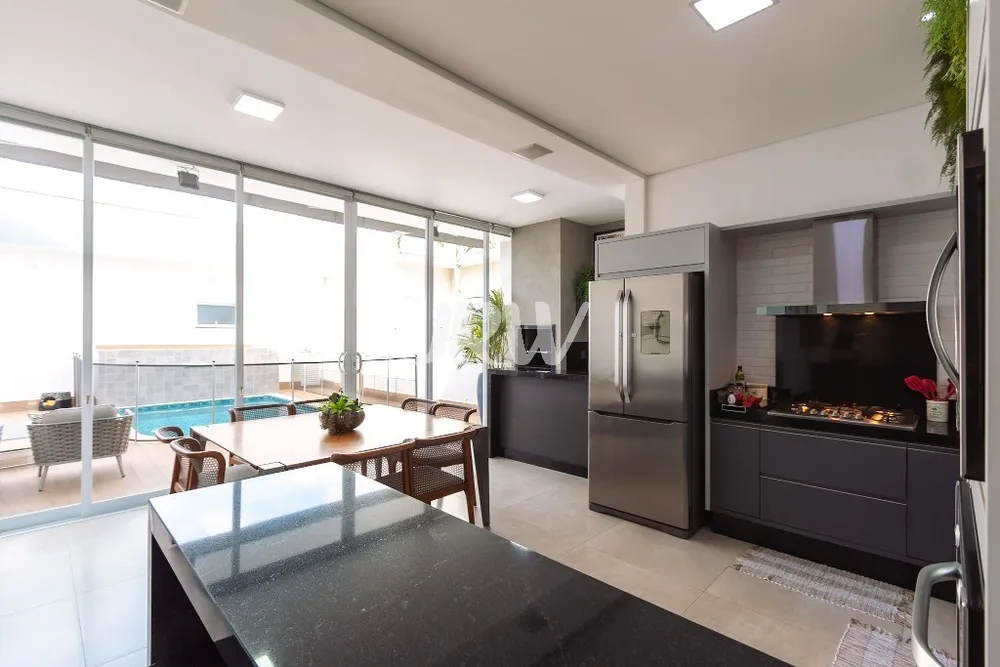 Casa, 3 quartos, 199 m² - Foto 6