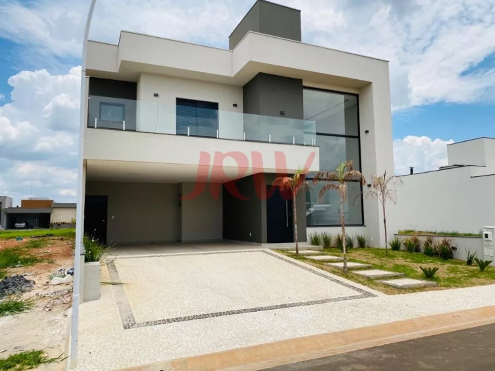 Casa à venda com 3 quartos, 300m² - Foto 2