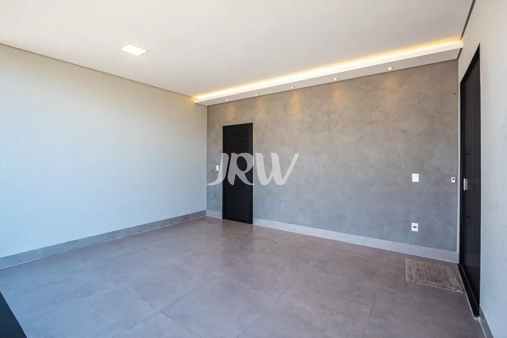 Casa à venda com 4 quartos, 230m² - Foto 4