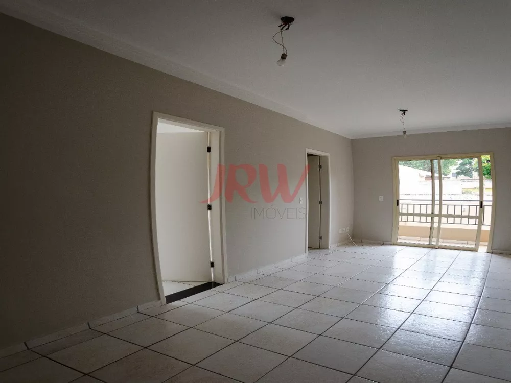 Apartamento à venda com 2 quartos, 71m² - Foto 1