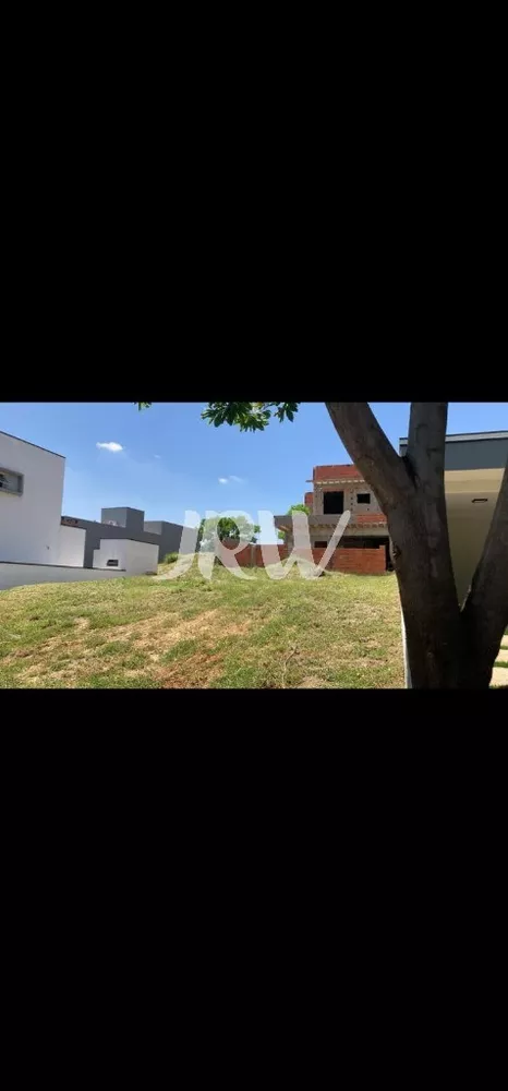 Terreno à venda, 301m² - Foto 2