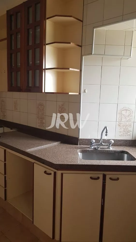 Apartamento à venda com 3 quartos, 100m² - Foto 2