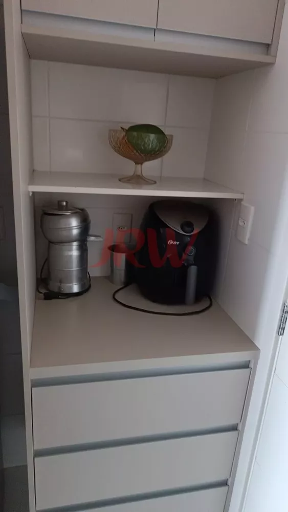 Apartamento à venda com 3 quartos, 82m² - Foto 2