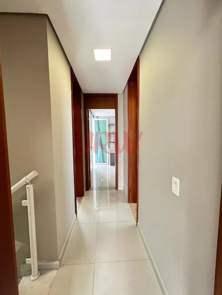 Casa à venda com 3 quartos, 200m² - Foto 17