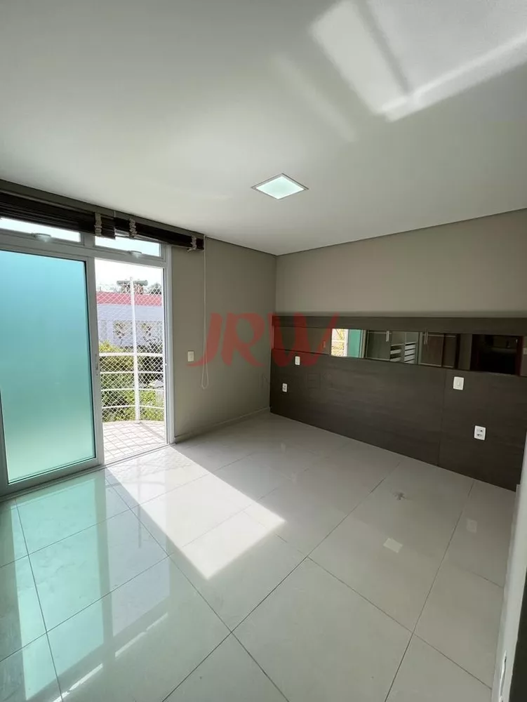 Casa à venda com 3 quartos, 200m² - Foto 6