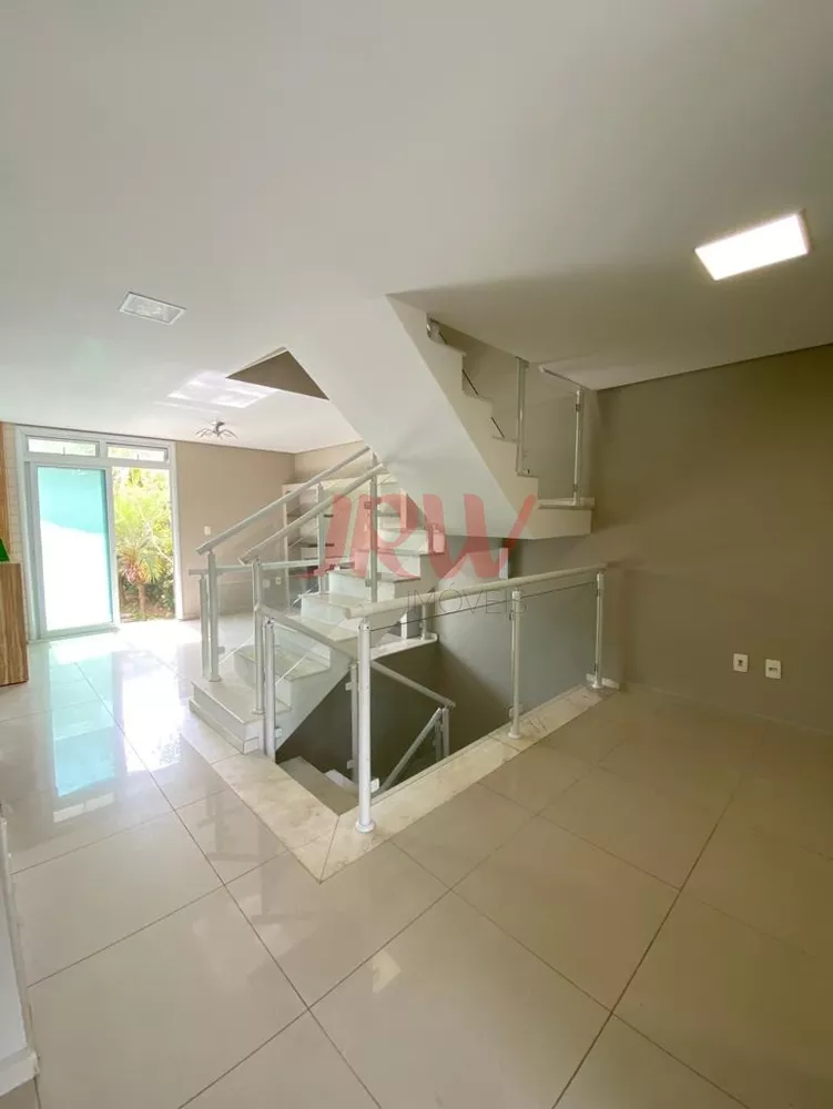 Casa à venda com 3 quartos, 200m² - Foto 3