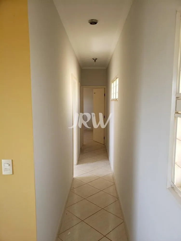 Chácara, 3 quartos, 1050 m² - Foto 2