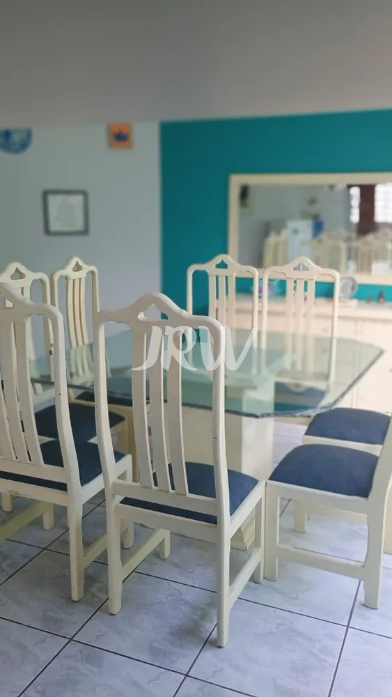 Casa, 4 quartos, 269 m² - Foto 2