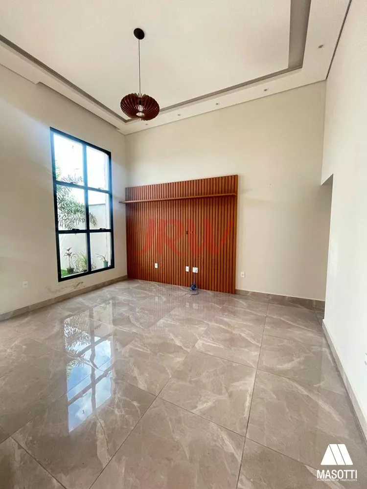 Casa à venda com 3 quartos, 105m² - Foto 2