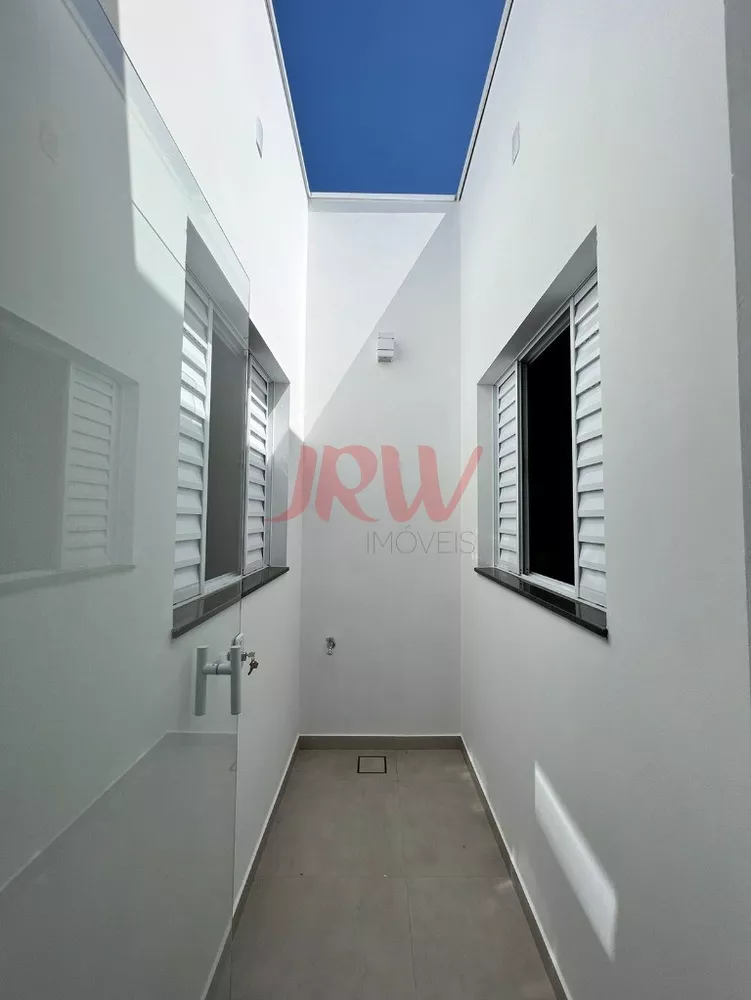 Casa à venda com 2 quartos, 87m² - Foto 10