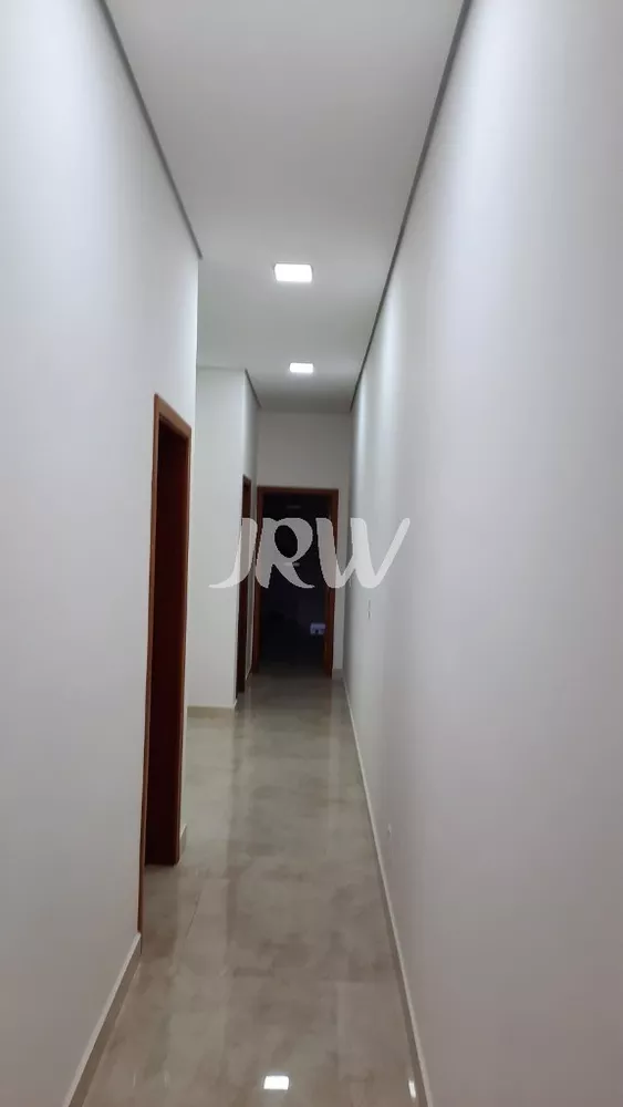 Casa à venda com 3 quartos, 308m² - Foto 8