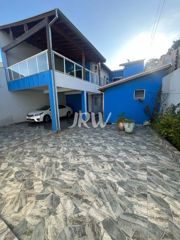 Casa, 3 quartos, 189 m² - Foto 1