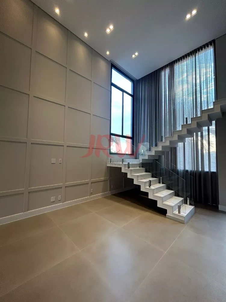 Casa à venda com 4 quartos, 490m² - Foto 3