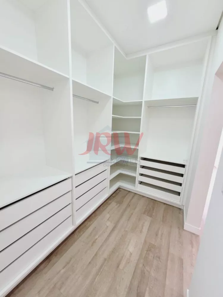 Casa à venda com 3 quartos, 360m² - Foto 17