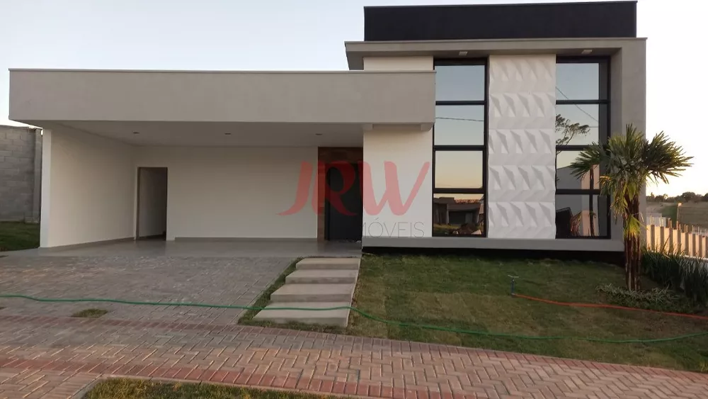 Casa à venda com 3 quartos, 185m² - Foto 4