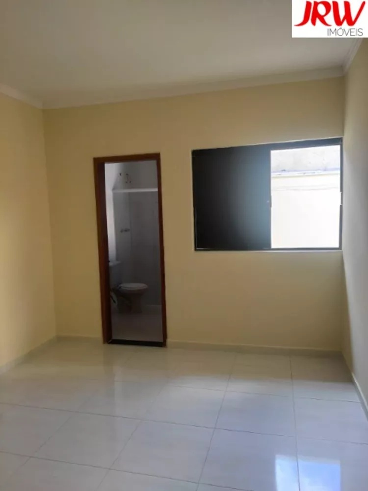 Casa à venda com 3 quartos, 120m² - Foto 4