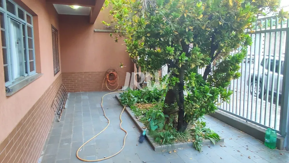 Casa, 4 quartos, 250 m² - Foto 1