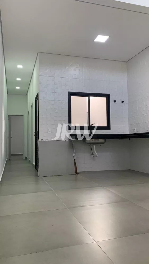 Casa à venda com 2 quartos, 75m² - Foto 2