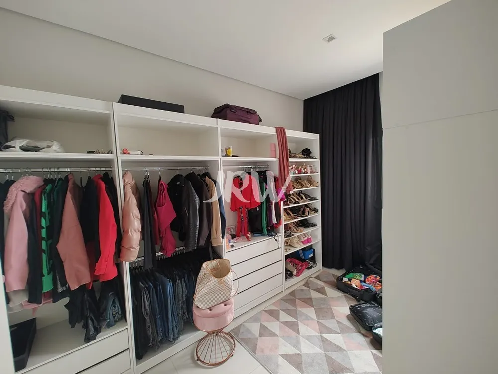 Casa, 3 quartos, 300 m² - Foto 8