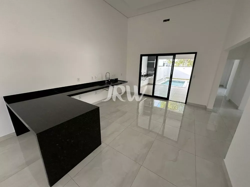 Casa à venda com 3 quartos, 300m² - Foto 8