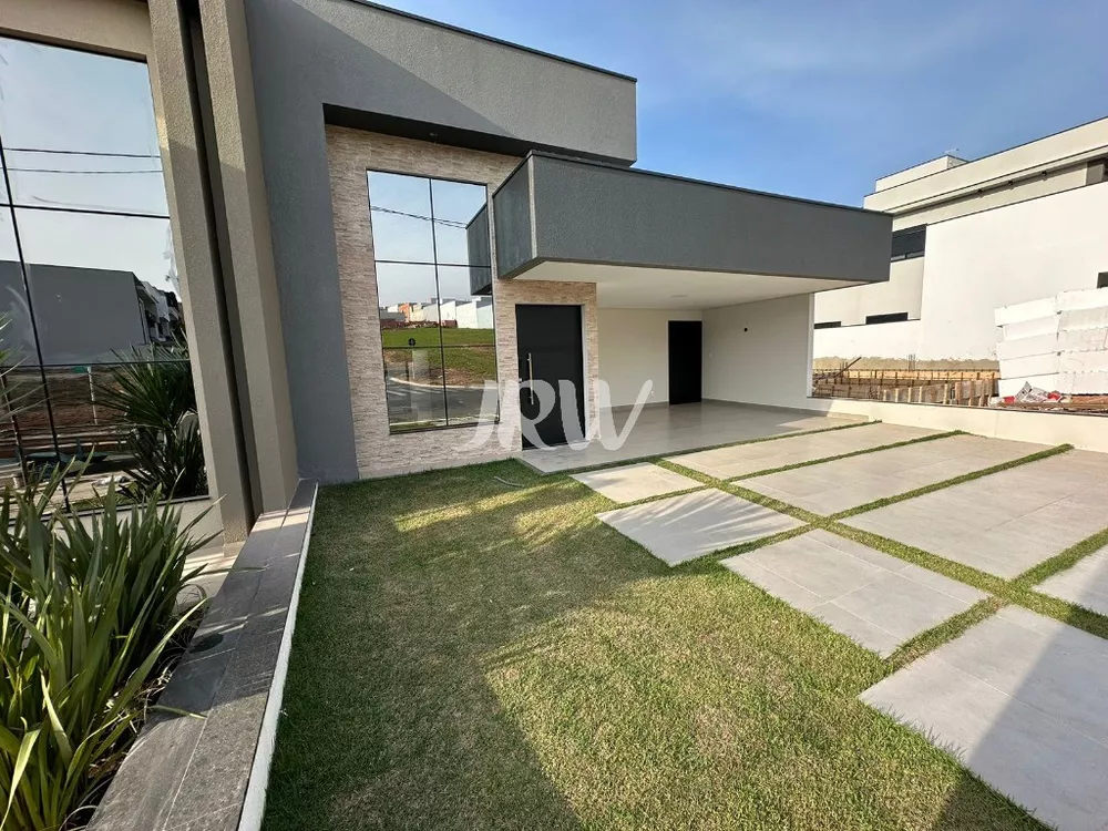 Casa à venda com 3 quartos, 300m² - Foto 3