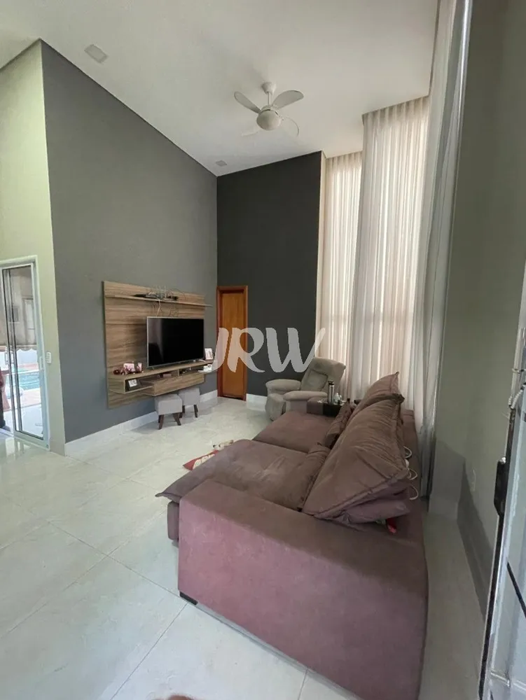 Casa, 3 quartos, 274 m² - Foto 2