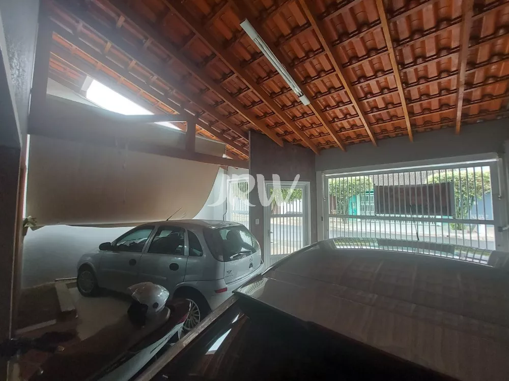 Casa à venda com 3 quartos, 150m² - Foto 2