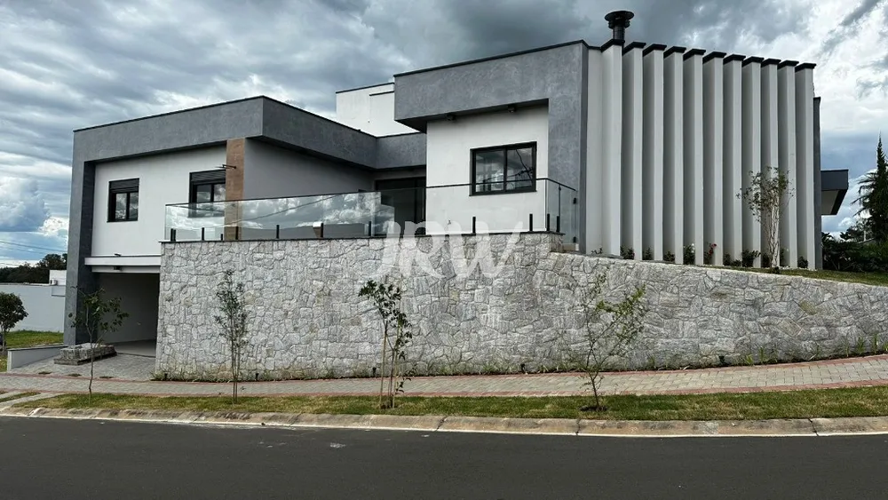Casa, 3 quartos, 308 m² - Foto 1