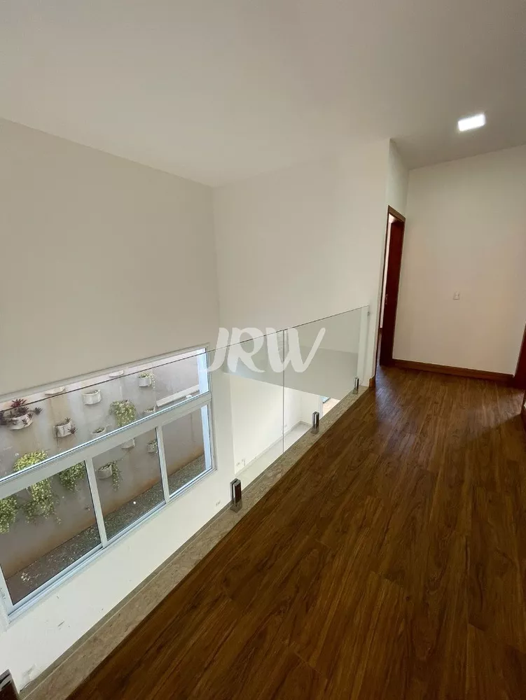 Casa para alugar com 3 quartos, 278m² - Foto 4