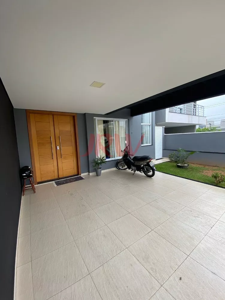 Casa à venda com 3 quartos, 160m² - Foto 2