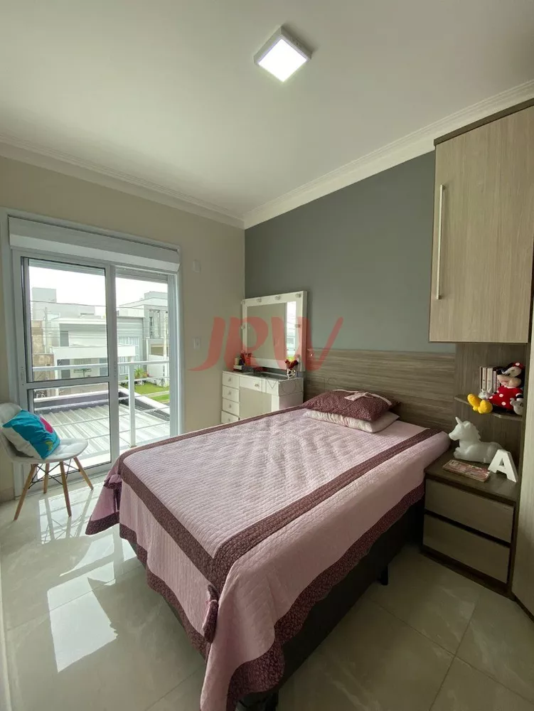 Casa à venda com 3 quartos, 160m² - Foto 14